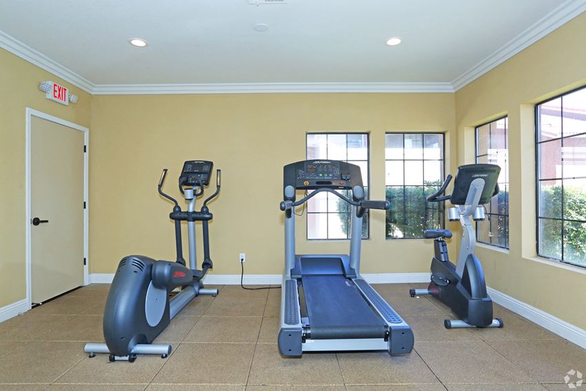 Sky Court Harbors At The Lakes Apartments, 9025 W Desert Inn Rd, Las